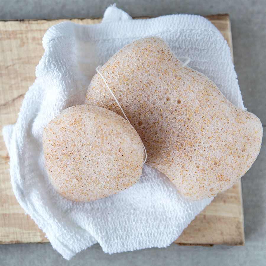 Organic Konjac svamp - til krop - walnut shell - ekstra peelende